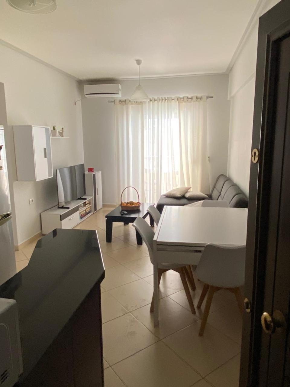 Appartamento Join The Ionian Sarandë Esterno foto